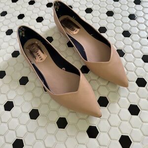 Ted Baker Nude Flats ✨
